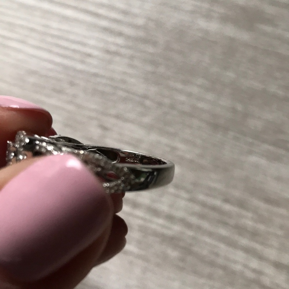 Ring - Picture 8 of 8